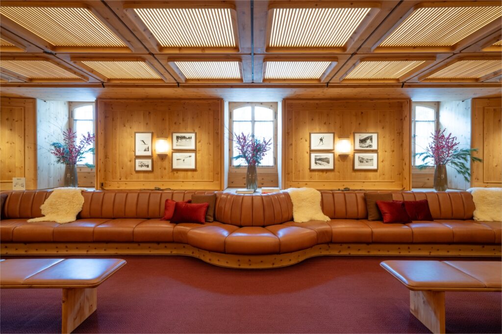 alpine sports lounge