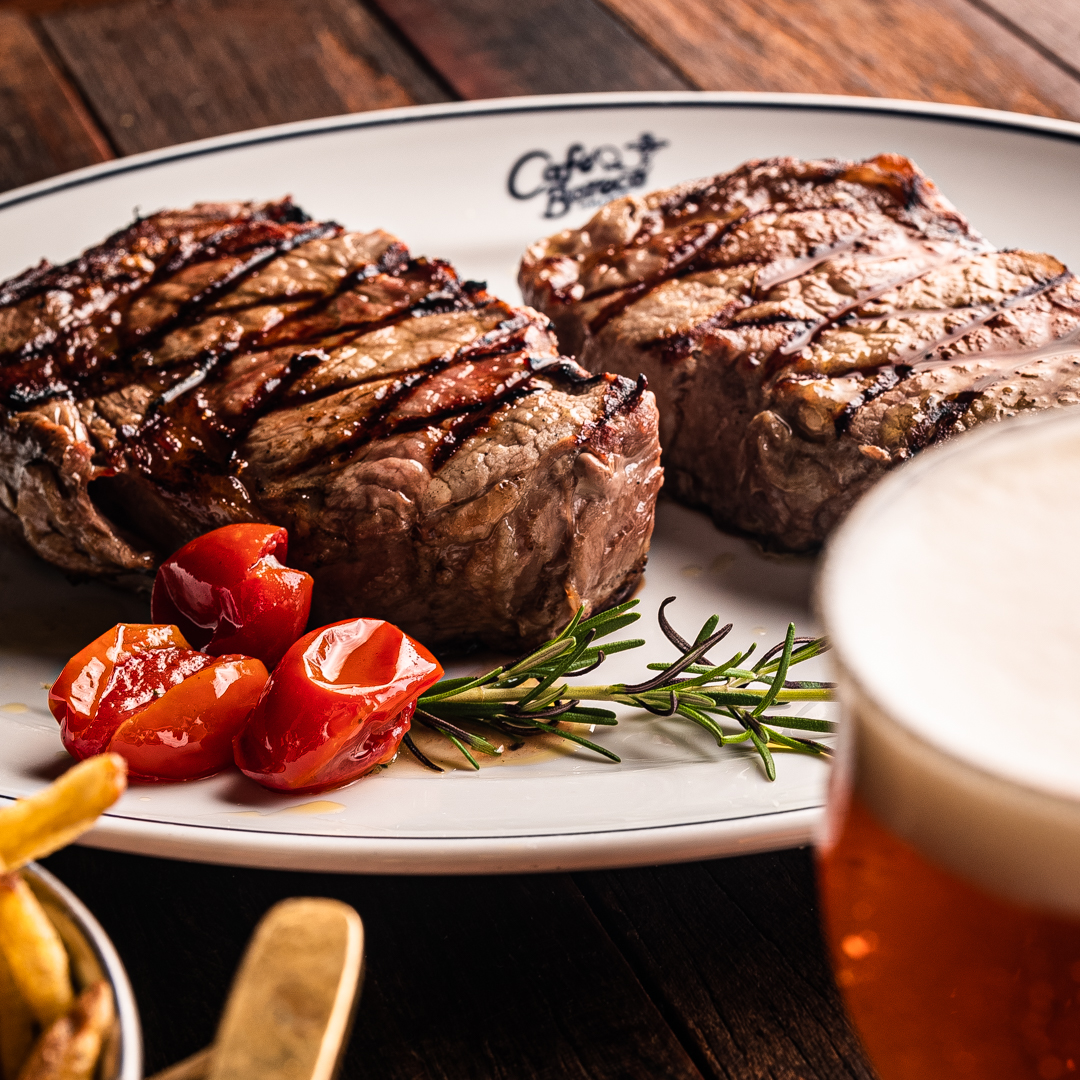 Café Boteco reúne costela braseada, parrilla e mais de 20 tipos de chope