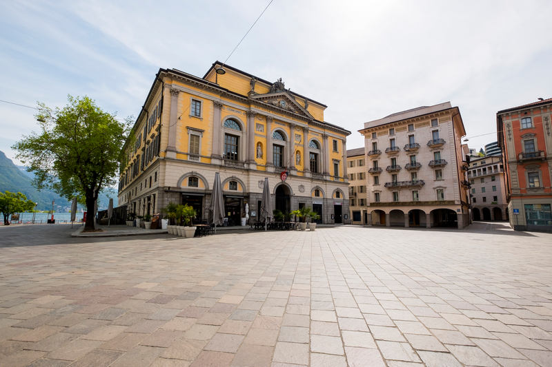 Lugano convida a explorar vilarejos históricos e vinhedos da Suíça italiana