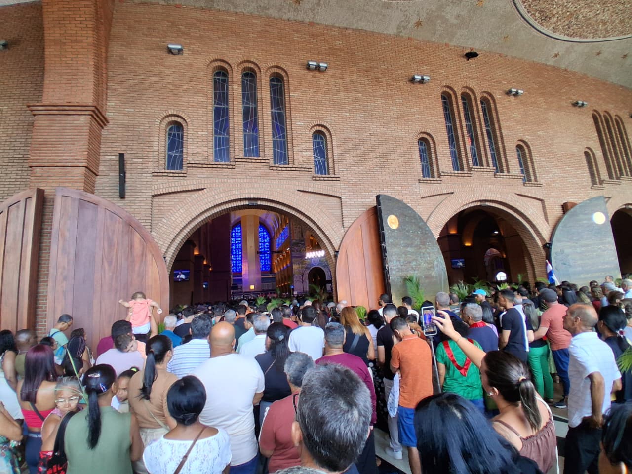 Turismo religioso em expansão no Brasil impulsiona formação e qualificação profissional